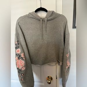 Bluenotes | Floral Sleeved Cropped Hoodie